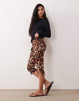 Asos Design Clean Denim Capri Pants In Brown