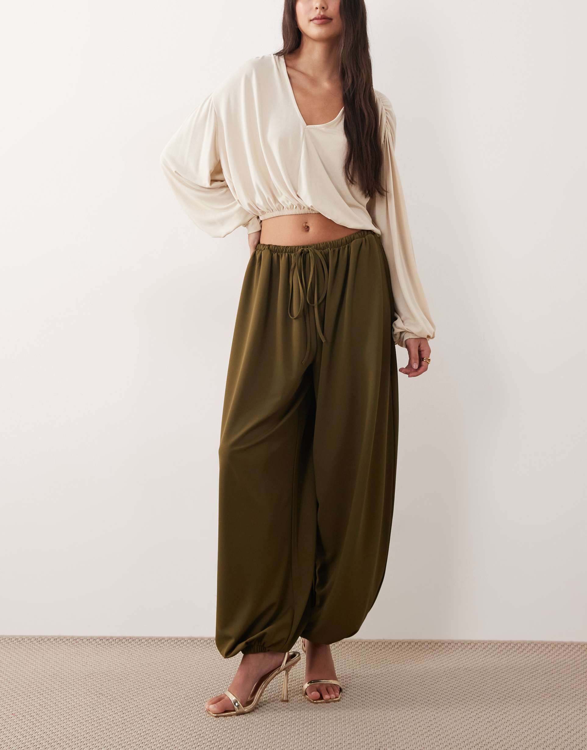 asos design clean jersey twill tie waist balloon pants in khaki green
