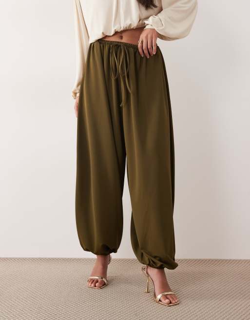 ASOS DESIGN clean jersey twill tie waist balloon pants in khaki green, 5 of 5