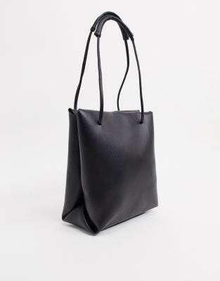 black shoulder tote bag