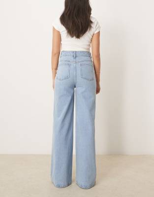ASOS DESIGN CLEAN WIDE LEG JEANS WITH FRONT POCKETS 