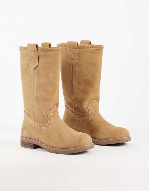 ASOS DESIGN Clementine - botas camperas de ante sintético en color arena, 2 de 4