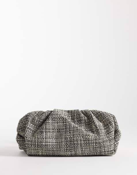 ASOS DESIGN – Cloud – Clutch aus Bouclé in Schwarz-Weiß - view 1