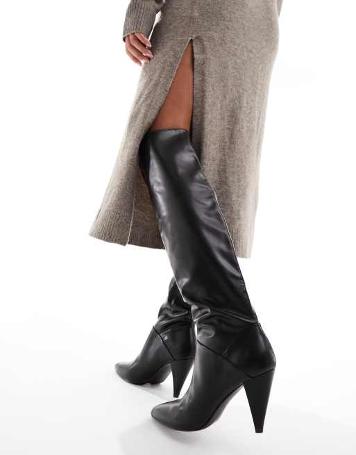 Tight gray dress, gray coat, black tights and suede high-heeled boots -  Fashion Tights