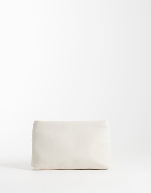 ASOS DESIGN – Clutch in Wollweiß mit großer Schleife vorne, 4 von 4