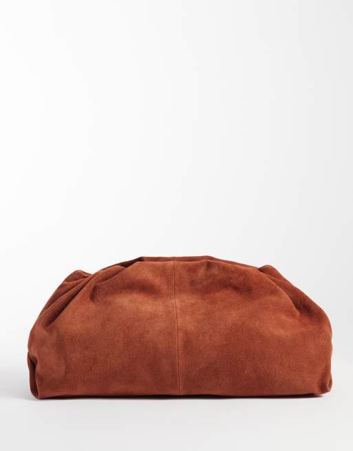ASOS DESIGN clutch nube de ante en óxido, 3 de 4