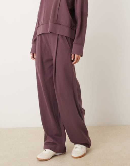 ASOS DESIGN co-ord barrel leg jogger with waffle panel detail in plum, 4 of 5
