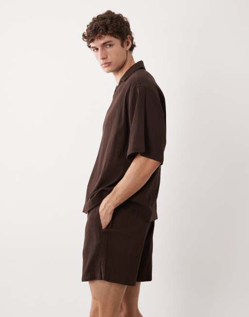 ASOS DESIGN co-ord crinkle texture shorts in mid length in brown, 3 of 5