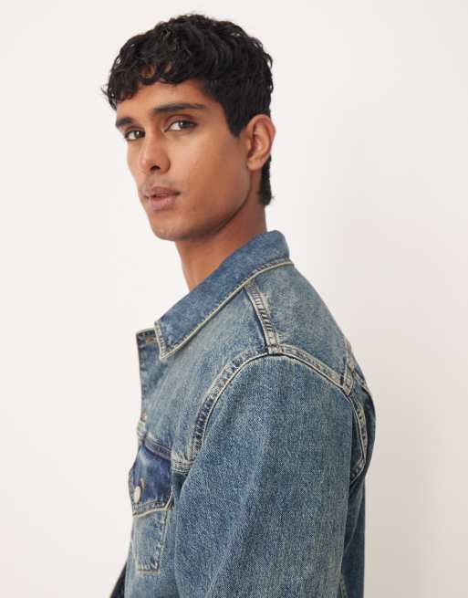 ASOS DESIGN co-ord denim trucker jacket in mid wash blue with yellow tint, 4 of 5