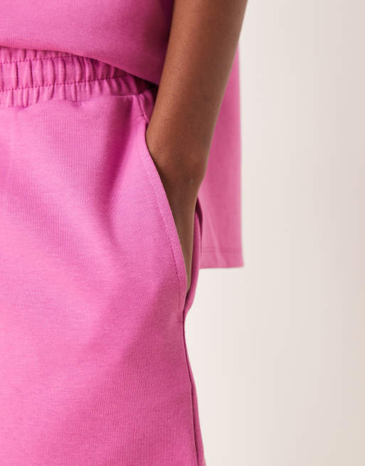 ASOS DESIGN co-ord interlock short in pink, 3 of 5