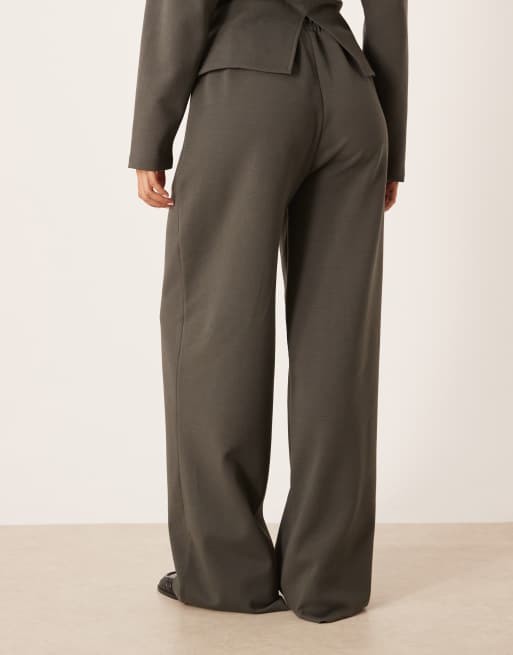 ASOS DESIGN co-ord interlock wide leg trouser in charcoal, 4 of 5