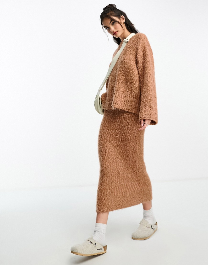 ASOS DESIGN co-ord knitted midi skirt in textured yarn in camel-Neutral