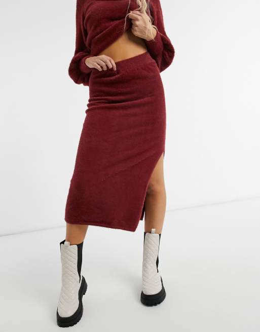 Dark red midi on sale skirt