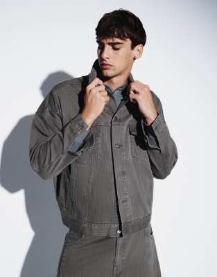 Grey 4