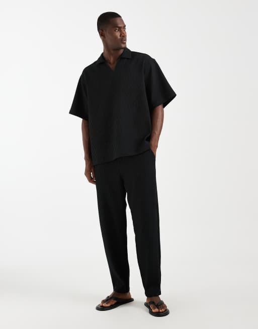 ASOS DESIGN co-ord oversized overhead plisse shirt in black, 3 of 5