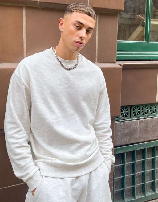 Styling a oversized crewneck sweater 🚶🏽#fashion #mensfashion