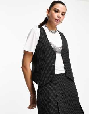 Shop ASOS DESIGN co ord oversized waistcoat in black pinstripe Online – Trendy & Affordable Fashion