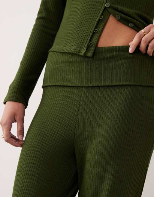 ASOS DESIGN co-ord rib fold over waist trouser with ruched detail in dark olive, 4 of 5
