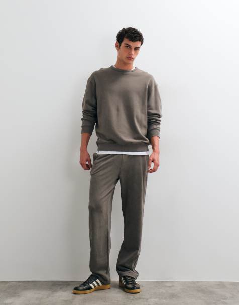 ASOS DESIGN - Co-ord set van ruimvallende sweater met ronde hals en joggingbroek met rechte pijpen en acid wash in grijs - view 1