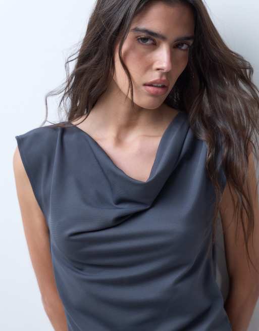 ASOS DESIGN co-ord slinky twill drapey top in charcoal, 5 of 5