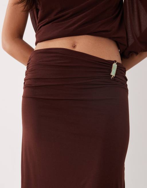 ASOS DESIGN co-ord stretch chiffon maxi skirt in chocolate, 3 of 5