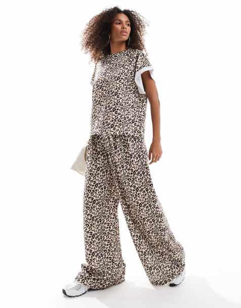 ASOS DESIGN co-ord wide leg jogger in leopard - view 1