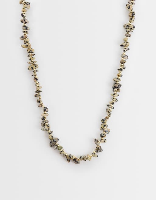 ASOS DESIGN - Collana color oro con pietre semipreziose dalmata