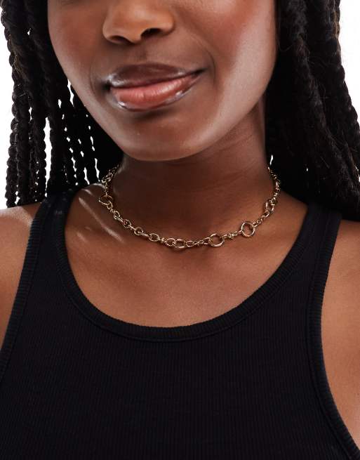 ASOS DESIGN - Collana dorata con design a maglie miste