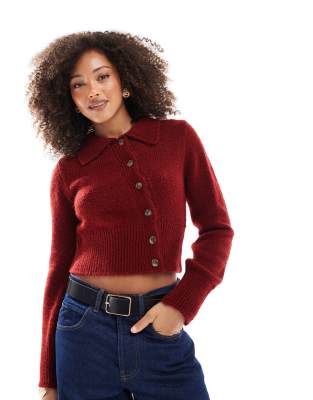 ASOS DESIGN collard cardigan with asymmetric buttons in burgundy-Red
