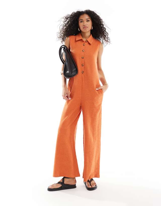 ASOS DESIGN - collared button front sleeveless wide leg jumpsuit in rust