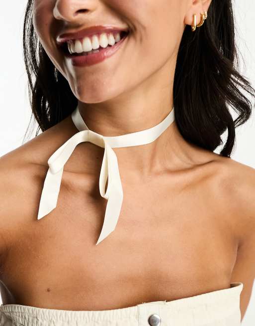 ASOS DESIGN - Collarino color crema con design a fiocco