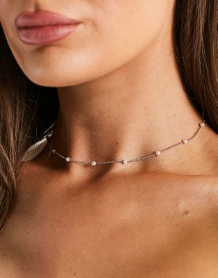 ASOS DESIGN short necklace/choker with faux pearl design in gold tone - ASOS Price Checker