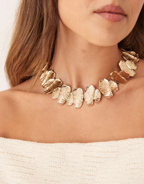 ASOS DESIGN - Collier court à détails pétale ovesrize martelés - Doré - view 1