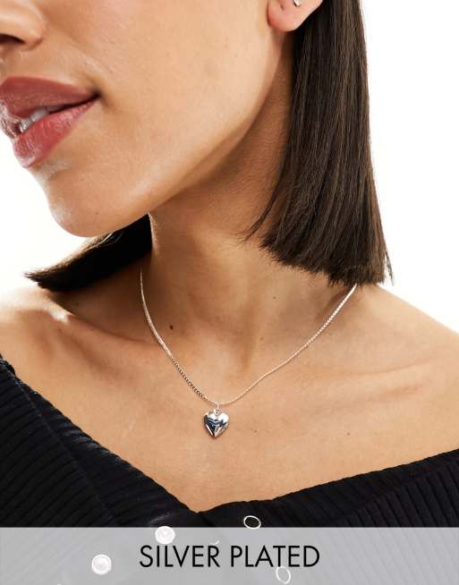 ASOS DESIGN - Collier en plaqué argent avec médaillon cœur bombé