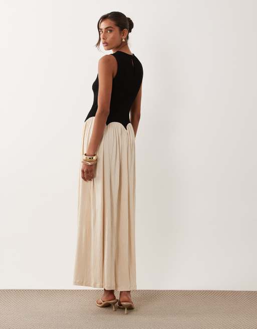 ASOS DESIGN color block crinkle midi dress in black & cream, 4 of 4