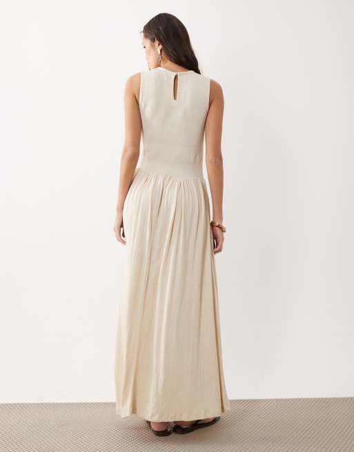 ASOS DESIGN colour block crinkle midi dress in cream, 4 of 4