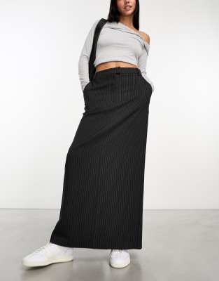 column maxi skirt with split in charcoal stripe-Gray