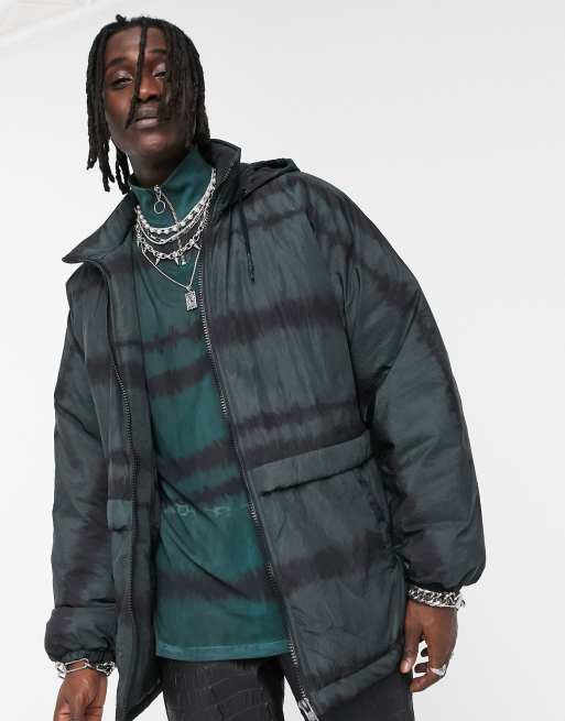 ASOS DESIGN - Combi-set van tie-dye parka met donkere kleuren