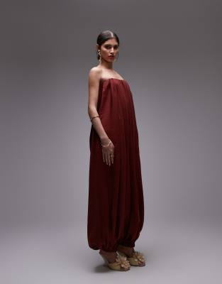 ASOS DESIGN - Combinaison en modal à encolure bandeau et ourlet boule - Rouge brique