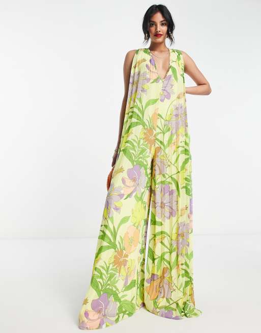 ASOS DESIGN - Combinaison longue plissée à fleurs avec décolleté en V