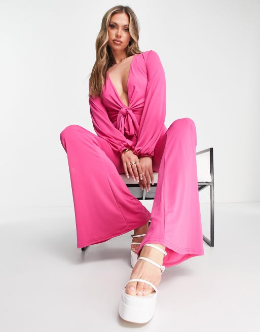 ASOS DESIGN - Combinaison moulante glamour avec nœud à l'avant et décolleté plongeant - Rose vif, 2 de 4