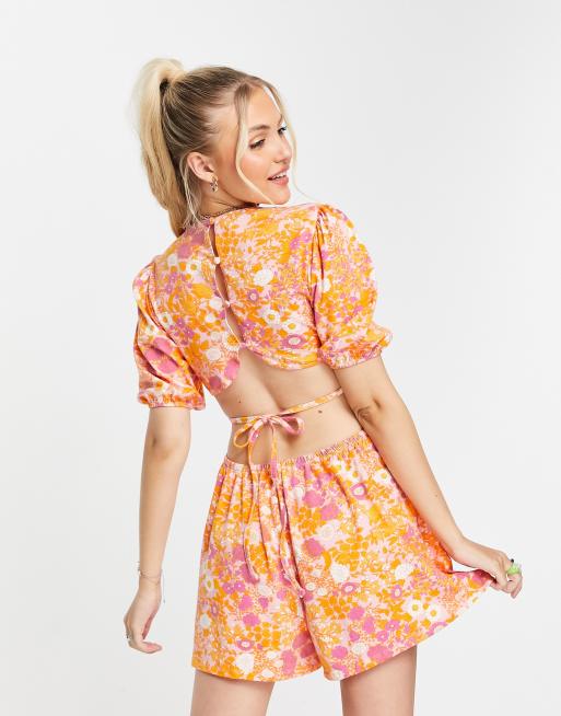 ASOS DESIGN - Combishort à manches bouffantes avec anneau et imprimé fleuri - Rose rétro, 4 de 4