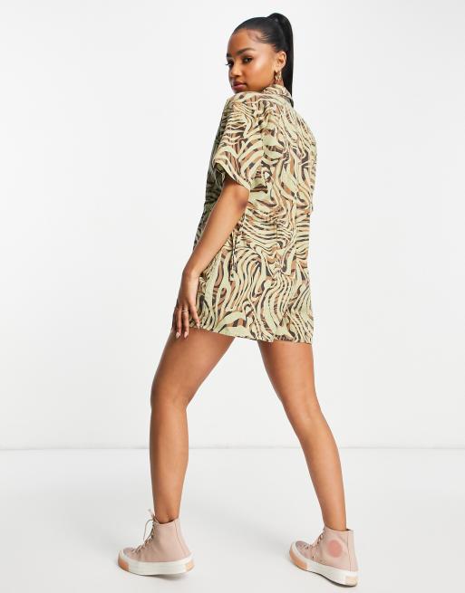 ASOS DESIGN - Combishort en sergé avec passepoil latéral - imprimé animalier safari , 3 de 4