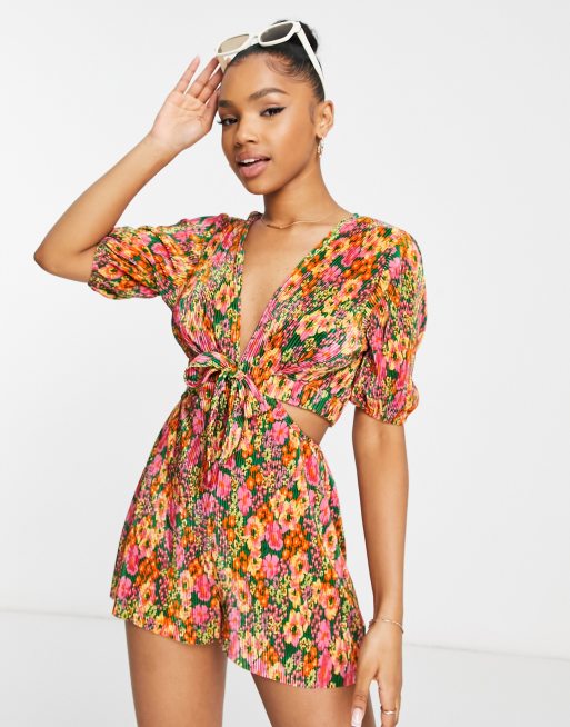 ASOS DESIGN Combishort pliss fleurs et smocks avec manches