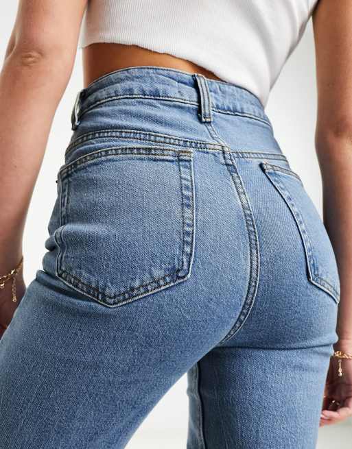 ASOS DESIGN - Comfortabele stretchjeans met rechte pijpen in middenblauw, 2 van 7