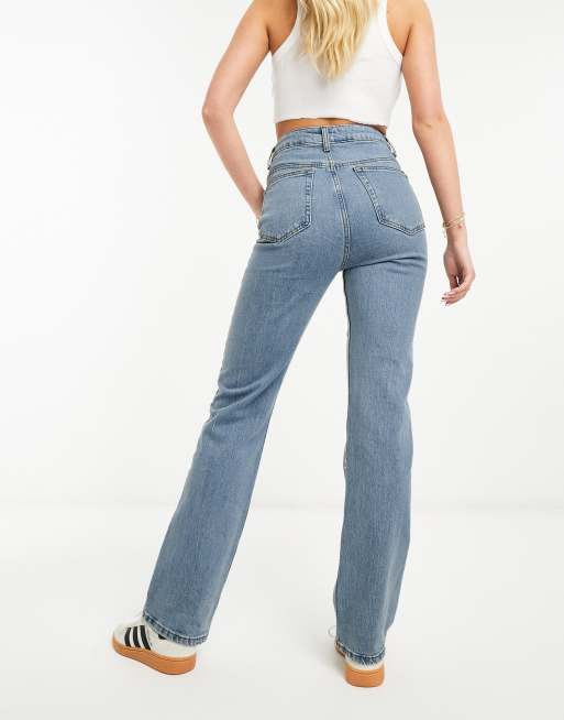 ASOS DESIGN - Comfortabele stretchjeans met rechte pijpen in middenblauw, 3 van 5
