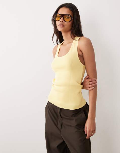 ASOS DESIGN - Compact gebreide cami met gekruiste achterkant in citroengeel - view 1