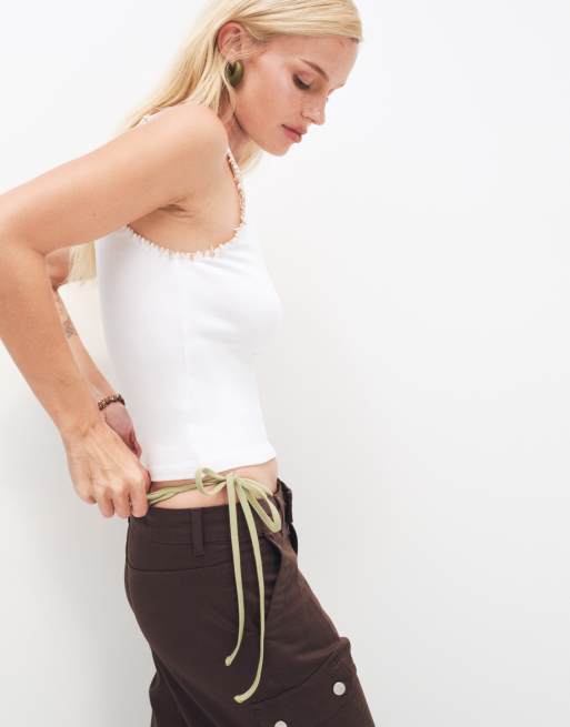 ASOS DESIGN compacte katoenen racer top met kralendetail in wit, 4 van 7