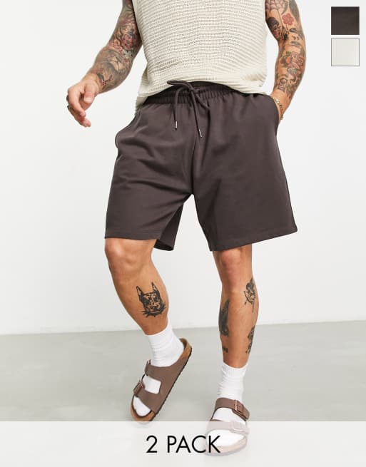 ASOS DESIGN - Confezione da 2 paia di pantaloncini oversize lunghezza media in jersey marrone e bianco tenue
