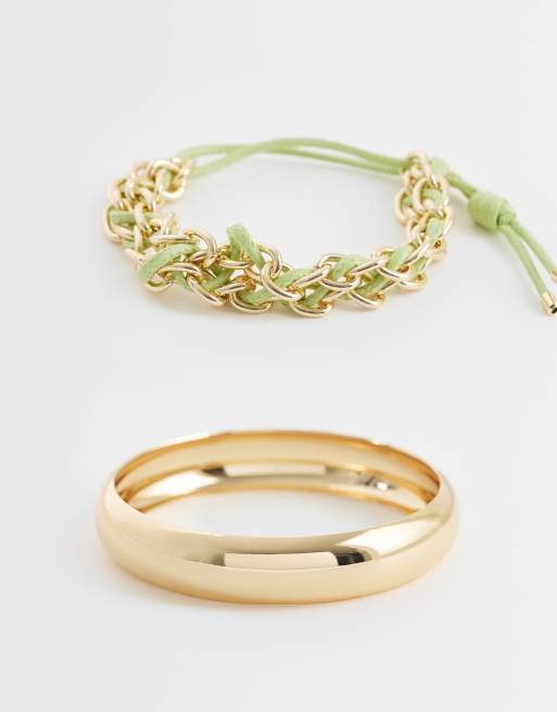 ASOS DESIGN - Confezione da due bracciali con dettaglio in corda e bracciale rigido color oro